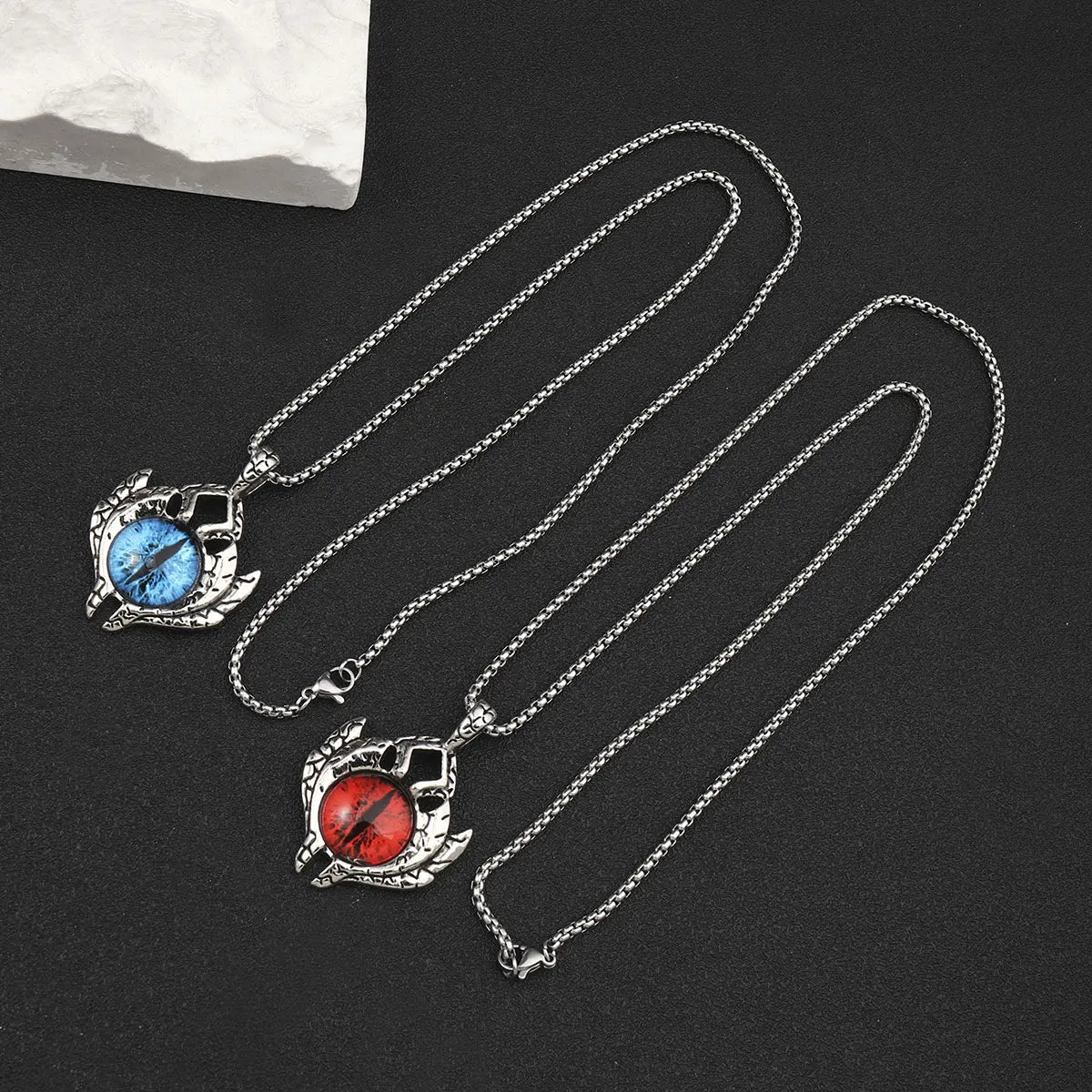 Best necklaces and pendants with floral designs for a feminine and elegant feel-Hip-Hop Devil'S Eye Zinc Alloy Plating Men'S Pendant Necklace