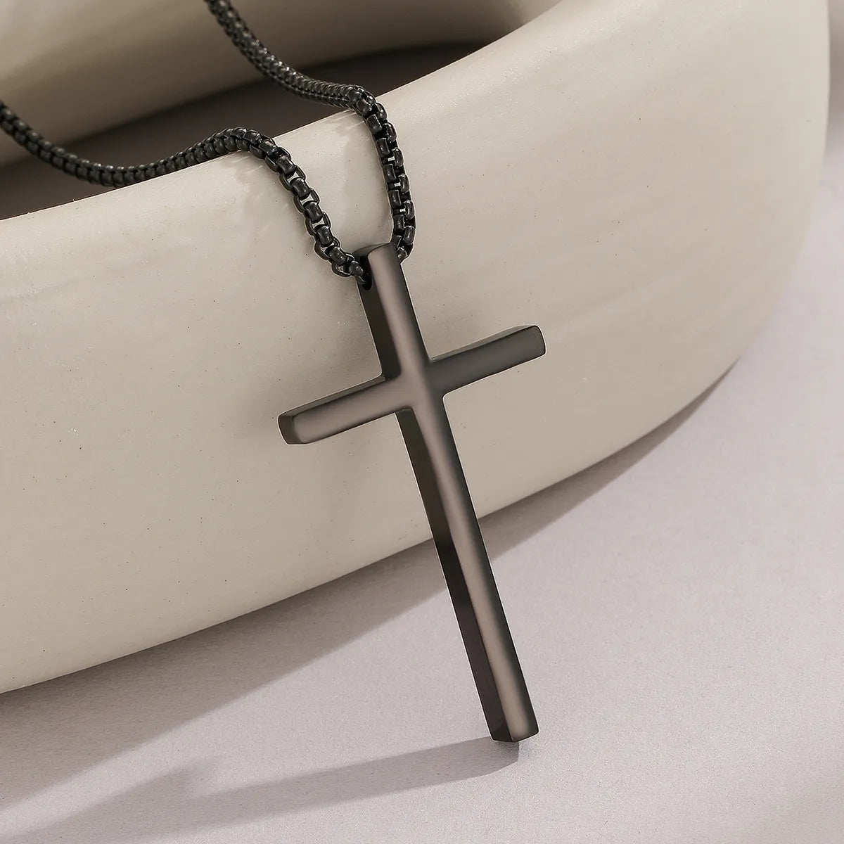 Unique necklaces and pendants with engraved messages for a sentimental gift-Simple Style Cool Style Cross Stainless Steel Men'S Pendant Necklace