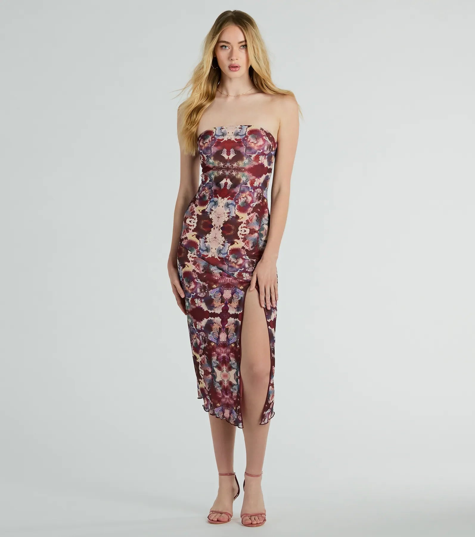 Silk Dresses for Luxurious -Tailored sheath dress for professional settings-Chic Illusion Strapless Artsy Printed Midi Dress