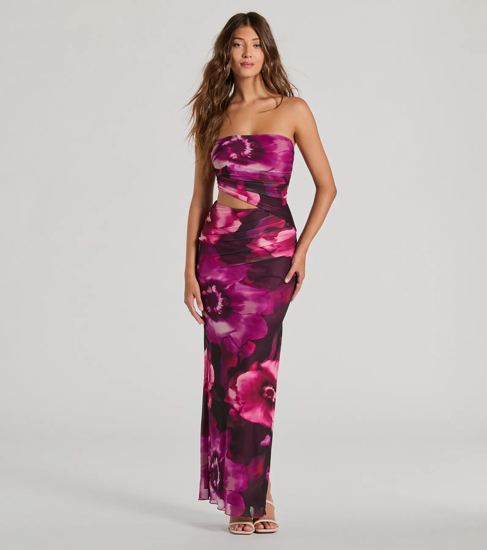 Christmas Dresses for Holiday -Maxi dress with a cinched waist for a chic silhouette-Stunning Favorite Strapless Cutout Floral Maxi Dress